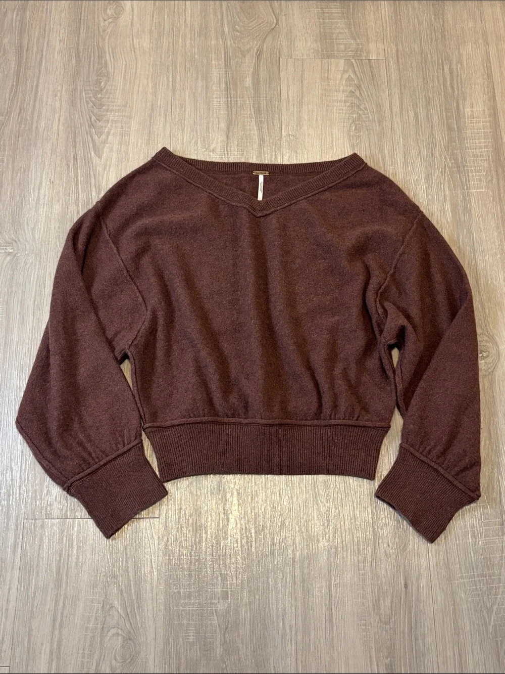 Free People Woman’s 100% Cashmere Pullover V Neck Brown Sweater  XS